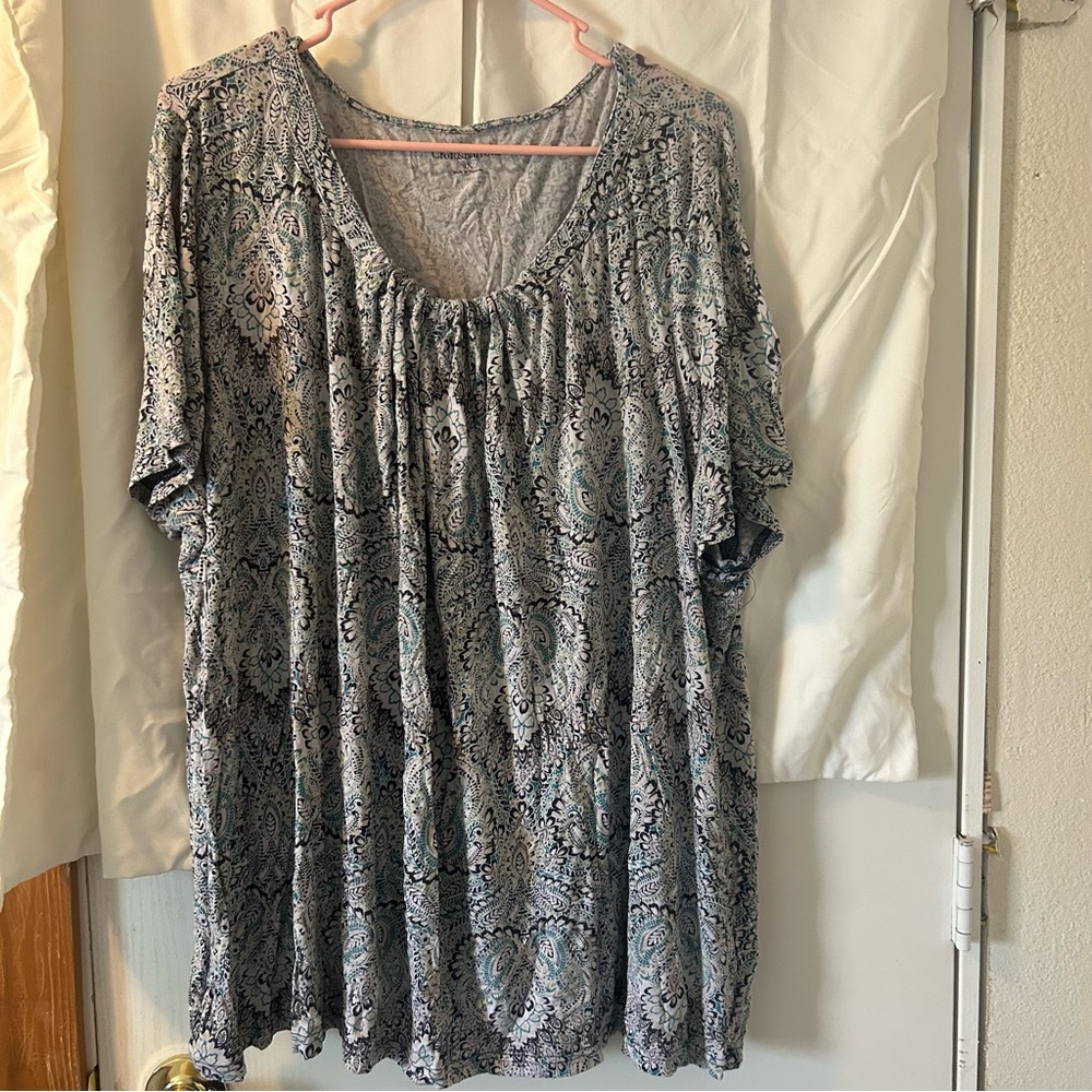 Croft & Barrow Gray and White Ruffled Blouse
